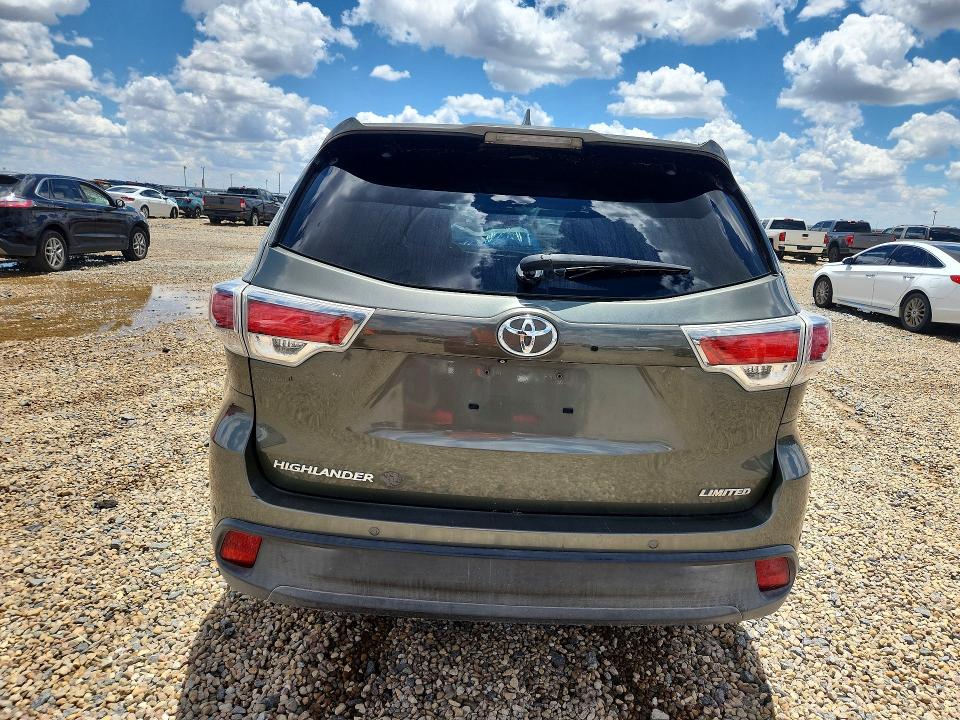 2014 Toyota Highlander VIN 5TDYKRFHXES015592 COPART salvage auction — MINOR DENT/SCRATCHES, Tx - Certificate Of Title (P), sold $9,100 on 2026-07-28 (photo 6)
