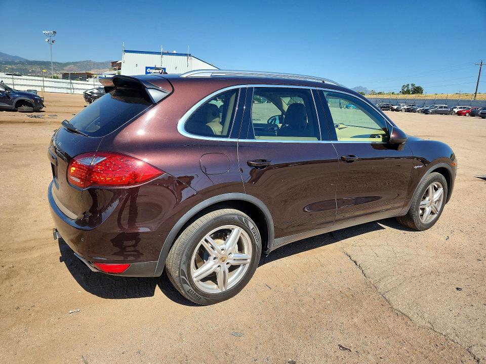 2014 Porsche Cayenne VIN WP1AE2A22ELA51294 COPART salvage auction — HAIL, Co - Certificate Of Title, sold $5,200 on 2026-07-29 (photo 3)