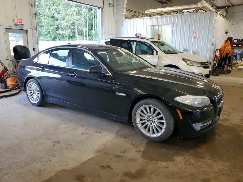 2013 BMW 5er VIN WBAFU7C56DDU71502 COPART salvage auction — MINOR DENT/SCRATCHES, Az - Certificate Of Title, sold $2,100 on 2026-07-28 (photo 4)