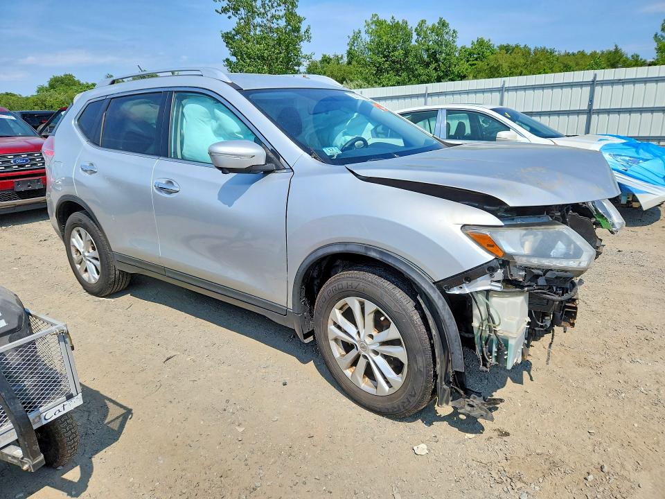 2015 Nissan Rogue VIN KNMAT2MV9FP515284 COPART salvage auction — FRONT END, Ma - Cert Of Title-Reconstrctd Coll, sold $125 on 2026-07-29 (photo 4)