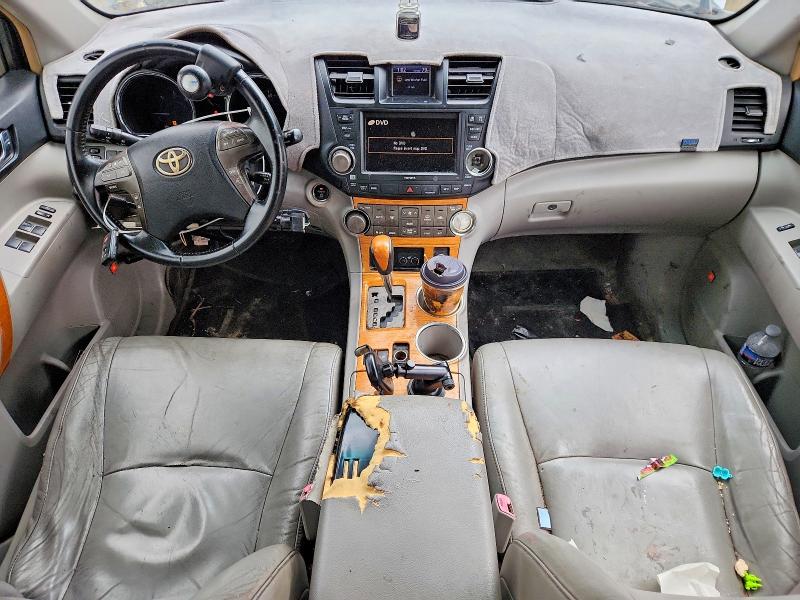 2008 Toyota Highlander hybrid VIN JTEEW44A382021385 COPART salvage auction — MECHANICAL, Va - Certificate Of Title, sold $1,000 on 2026-07-14 (photo 8)