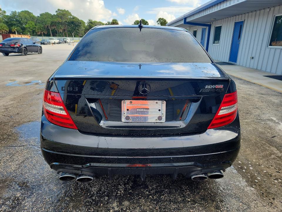 2014 Mercedes-benz C class VIN WDDGF7HB7EA961679 COPART salvage auction — STRIPPED, Fl - Certificate Of Title, sold $1,400 on 2026-07-28 (photo 6)