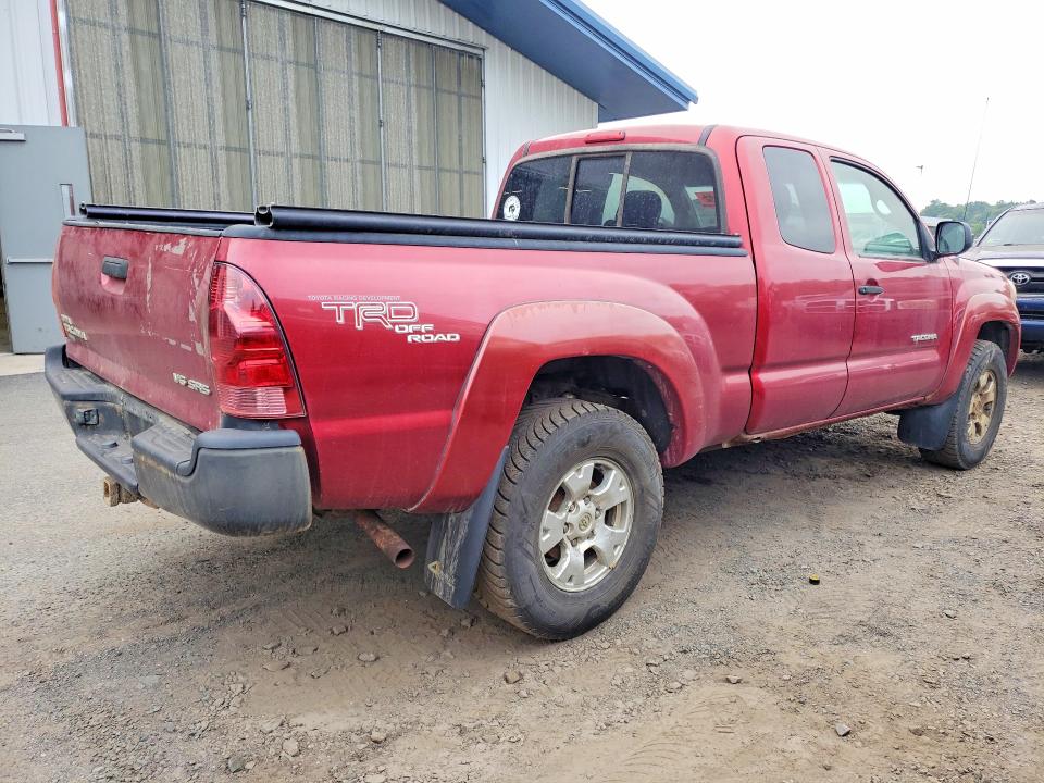 2005 Toyota Tacoma VIN 5TEUU42NX5Z054032 COPART salvage auction — MINOR DENT/SCRATCHES, VT - CERTIFICATE OF TITLE (P), sold $3,450 on 2026-07-30 (photo 3)