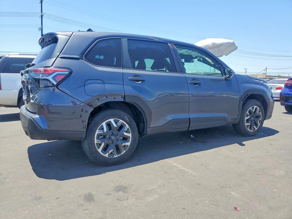 2025 Subaru Forester VIN JF2SLDBC9SH419792 COPART salvage auction — ROLLOVER, Ca - Salvage Certificate, sold $3,050 on 2026-07-29 (photo 3)