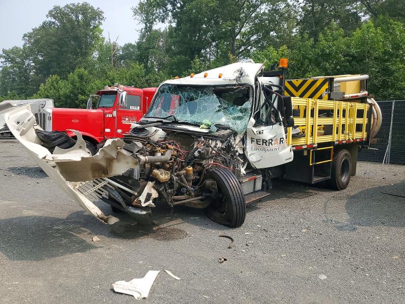2005 Freightliner M2 106 VIN 1FVACWDC25HV07739 COPART salvage auction — FRONT END, MD - CERT OF SALVAGE > 75% DAMAGE, sold $10,000 on 2026-09-03 (photo 2)