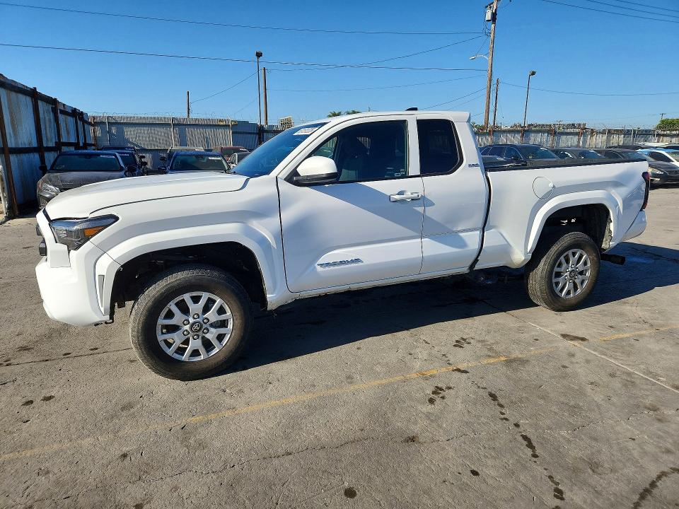 2025 Toyota Tacoma VIN 3TYJBAFN0ST017036 COPART salvage auction — FRONT END, Ca - Salvage Certificate (P), sold $13,900 on 2026-07-27 (photo 1)