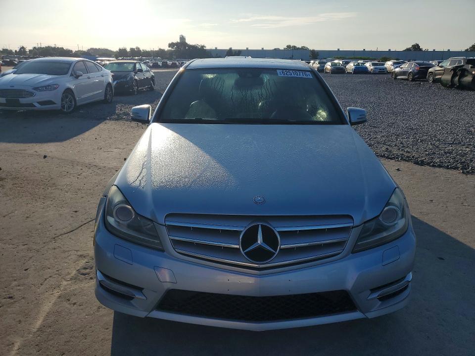 2013 Mercedes-benz C-klasse VIN WDDGF8AB5DA822990 COPART salvage auction — FRONT END, Fl - Cert Of Title Slvg Rebuildable, sold $2,150 on 2026-08-05 (photo 5)