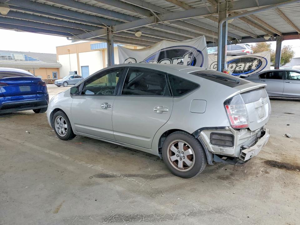 2004 Toyota Prius VIN JTDKB20UX40040867 COPART salvage auction — REAR END, CA - SALVAGE CERTIFICATE, sold $550 on 2026-07-14 (photo 2)