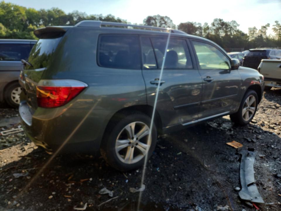 2008 Toyota Highlander VIN JTEDS43A382052886 COPART salvage auction — MINOR DENT/SCRATCHES, Md - Certificate Of Title, sold $575 on 2026-07-28 (photo 3)