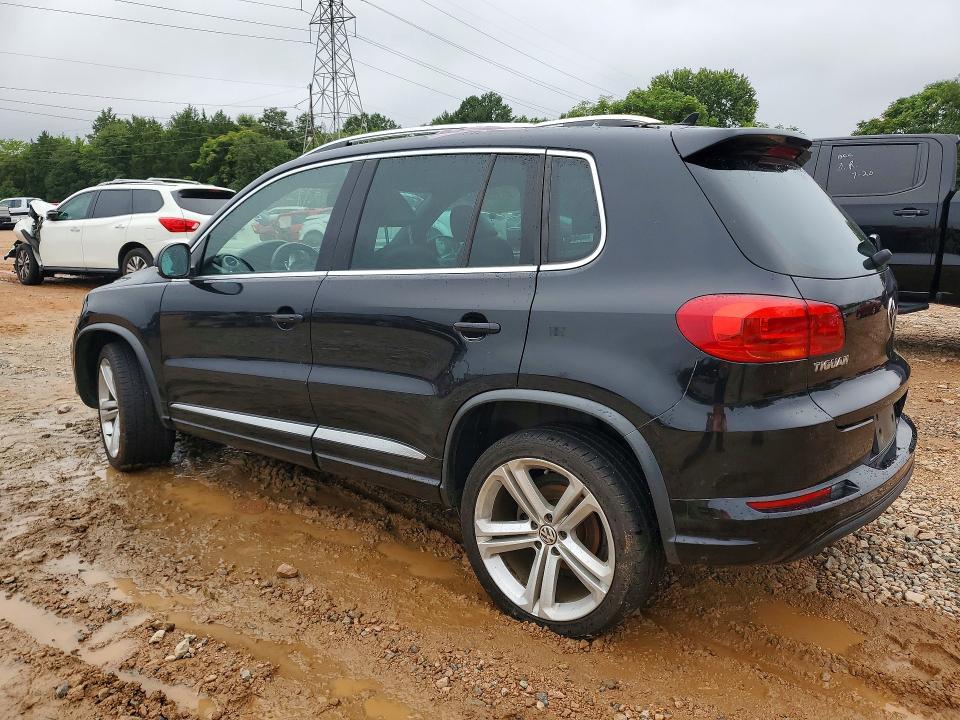 2015 Volkswagen Tiguan VIN WVGBV7AX0FW507349 COPART salvage auction — ROOF, Nc - Dealer Only Clean Title, sold $375 on 2026-08-03 (photo 2)