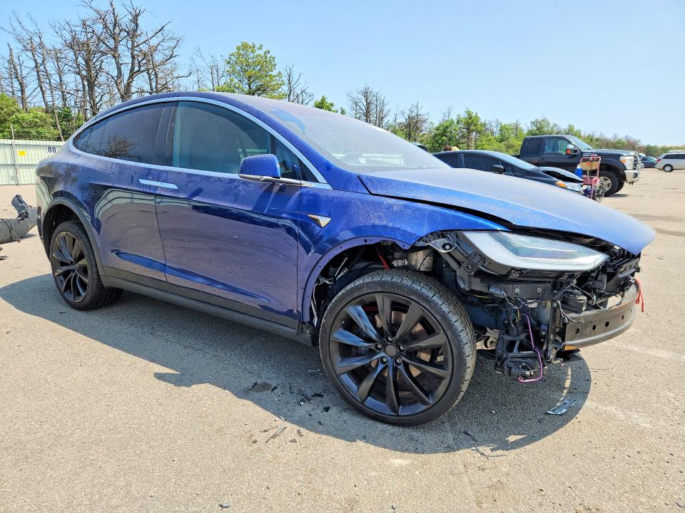 2020 Tesla Model x VIN 5YJXCBE2XLF233529 COPART salvage auction — FRONT END, NY - MV-907A SALVAGE CERTIFICATE, sold $11,200 on 2026-07-20 (photo 4)