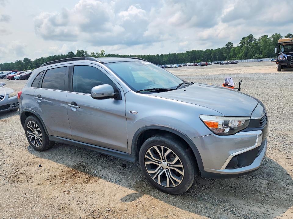 2017 Mitsubishi VIN JA4AR4AW5HZ019956 COPART salvage auction — MINOR DENT/SCRATCHES, Oh - Dealer Only Clean Title, sold $525 on 2026-09-18 (photo 4)