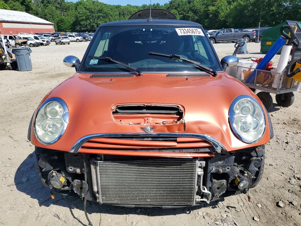 2005 Mini Cooper VIN WMWRH33515TK56112 COPART salvage auction — FRONT END, MA - CERT OF TITLE-RECONSTRCTD COLL, sold $425 on 2026-07-20 (photo 5)