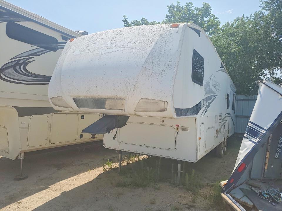 2006 Dutchman VIN 4YDF309236B069796 COPART salvage auction — SIDE, KS - CERT OF TITLE-SALVAGE, sold $1,550 on 2026-09-10 (photo 1)