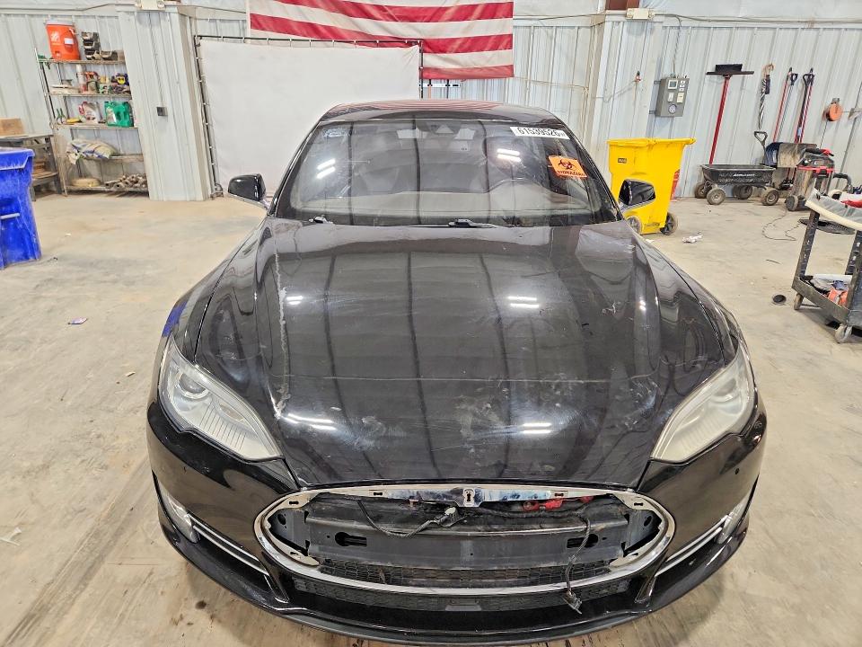 2014 Tesla Model s VIN 5YJSA1H25EFP63111 COPART salvage auction — NORMAL WEAR, Wi - Certificate Of Title, sold $2,250 on 2026-07-22 (photo 5)
