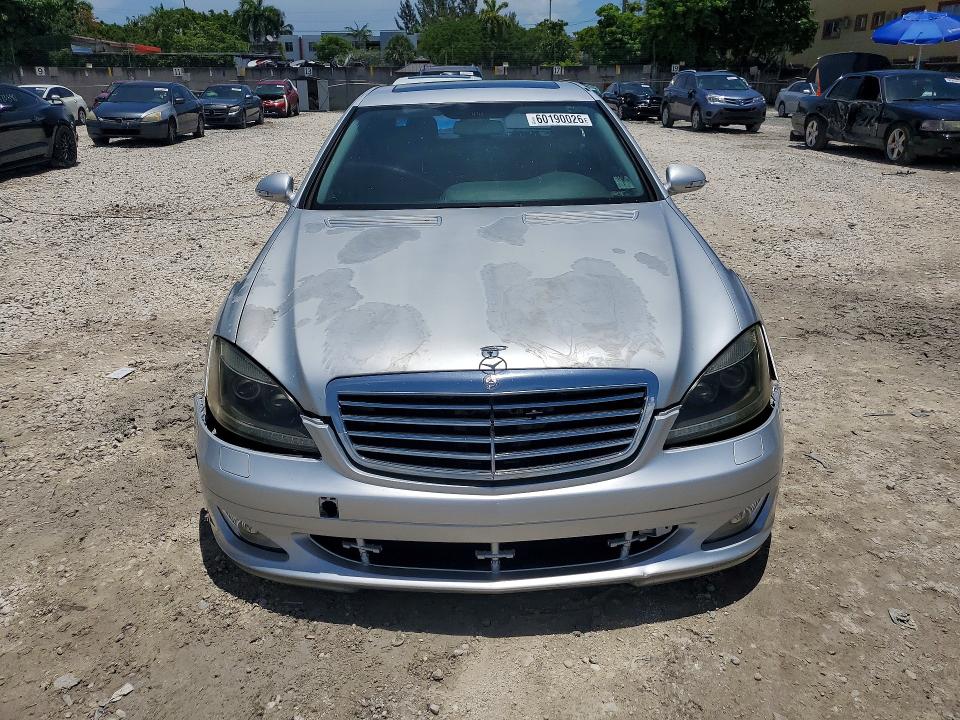 2007 Mercedes-benz S class VIN WDDNG71X27A107972 COPART salvage auction — VANDALISM, FL - CERT OF TITLE SLVG REBUILDABLE, sold $275 on 2026-08-07 (photo 5)