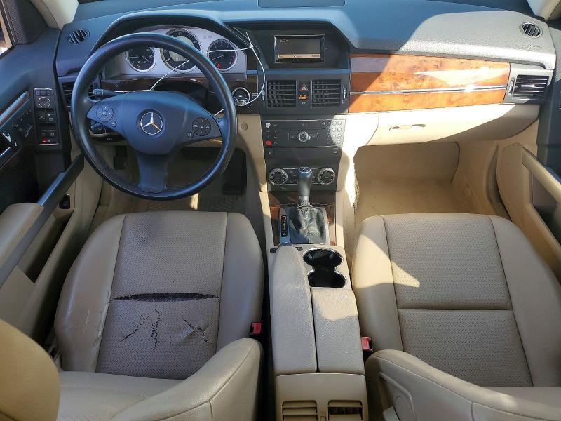 2010 Mercedes-benz Glk-class VIN WDCGG8HB5AF465574 COPART salvage auction — MINOR DENT/SCRATCHES, CA - DIS/DLR/EXP ONLY CLEAN TITLE, sold $1,700 on 2026-08-01 (photo 8)
