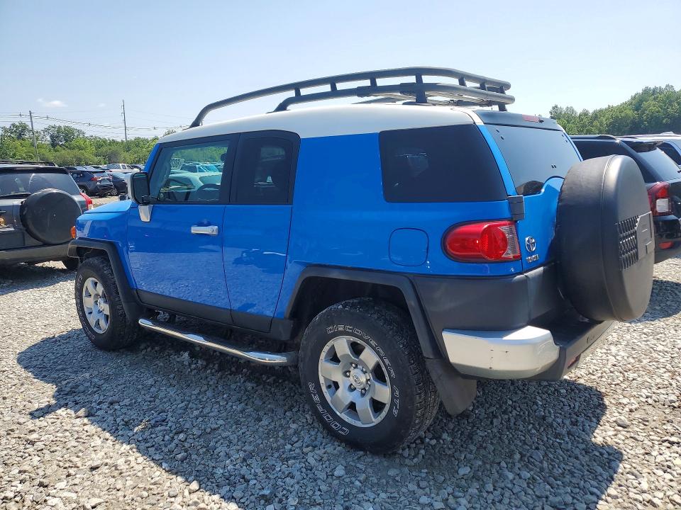 2007 Toyota Fj cruiser VIN JTEBU11F470008453 COPART salvage auction — FRONT END, MA - CERTIFICATE OF TITLE (P), sold $4,200 on 2026-07-22 (photo 2)