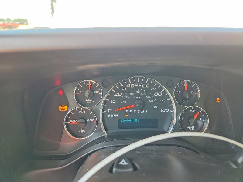 2018 Gmc Savana VIN 7GZ67VCGXJN001529 COPART salvage auction — MECHANICAL, Tn - Certificate Of Title, sold $850 on 2026-07-27 (photo 9)