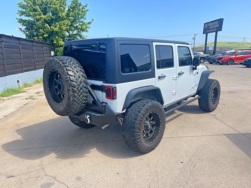 2015 Jeep Wrangler / VIN 1C4BJWFG3FL530855 COPART salvage auction — MINOR DENT/SCRATCHES, Tx - Certificate Of Title (P), sold $950 on 2026-07-27 (photo 4)
