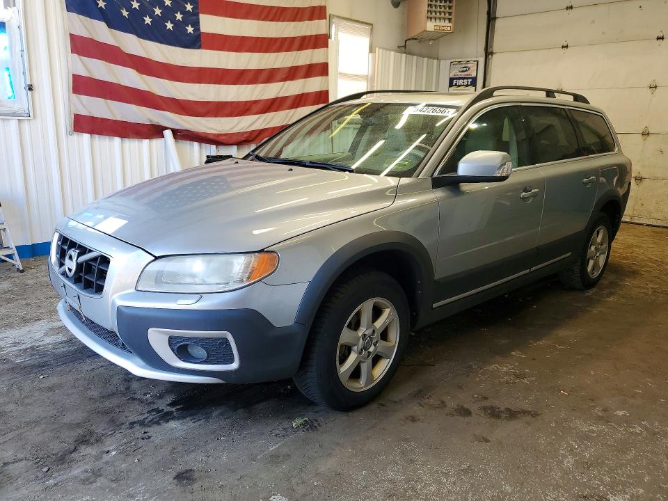 2010 Volvo Xc70 VIN YV4960BZ7A1078236 COPART salvage auction — MINOR DENT/SCRATCHES, Me - Certificate Of Title, sold $325 on 2026-07-30 (photo 1)