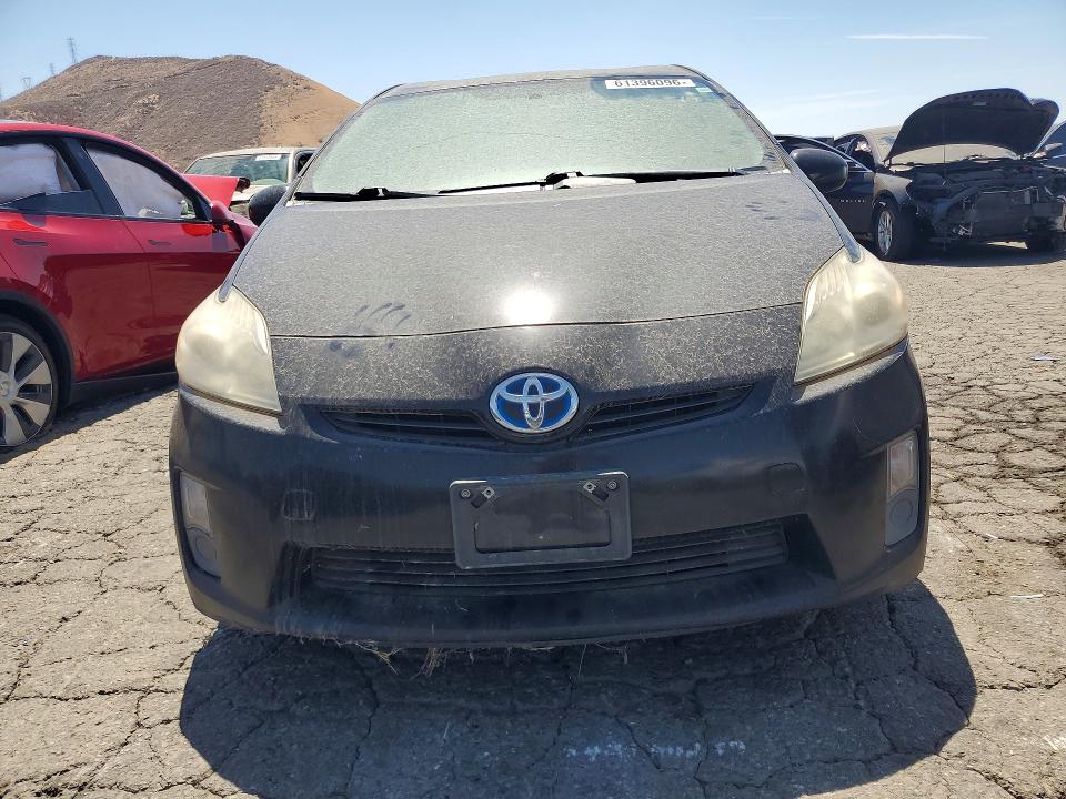 2011 Toyota Prius VIN JTDKN3DUXB0262300 COPART salvage auction — MINOR DENT/SCRATCHES, CA - DIS/DLR/EXP ONLY CLEAN TITLE, sold $875 on 2026-07-20 (photo 5)