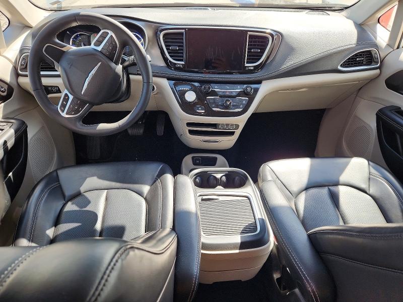 2023 Chrysler Pacifica VIN 2C4RC1L79PR611724 COPART salvage auction — NORMAL WEAR, Ca - Certificate Of Title (P), sold $17,500 on 2026-07-27 (photo 8)
