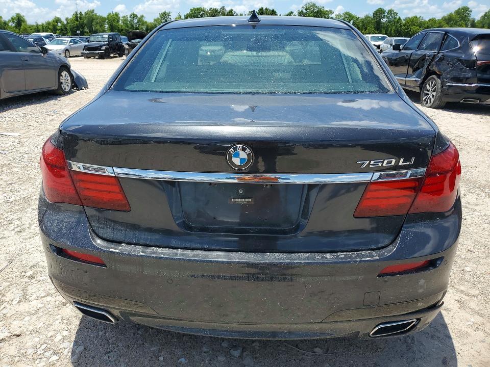 2015 BMW 7er VIN WBAYE8C51FD780907 COPART salvage auction — WATER/FLOOD, Tx - Salvage Title-Flood Damage, sold $2,050 on 2026-07-21 (photo 6)