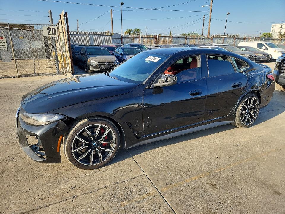 2022 BMW 4er VIN WBA63AV07NFM62332 — COPART salvage auction photo