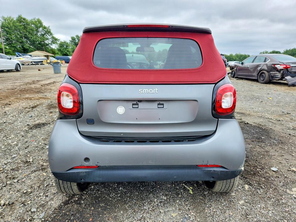2019 Smart Fortwo VIN WMEFK9BA8KK393186 COPART salvage auction — MECHANICAL, Mt - Certificate Of Title, sold $2,500 on 2026-07-20 (photo 6)