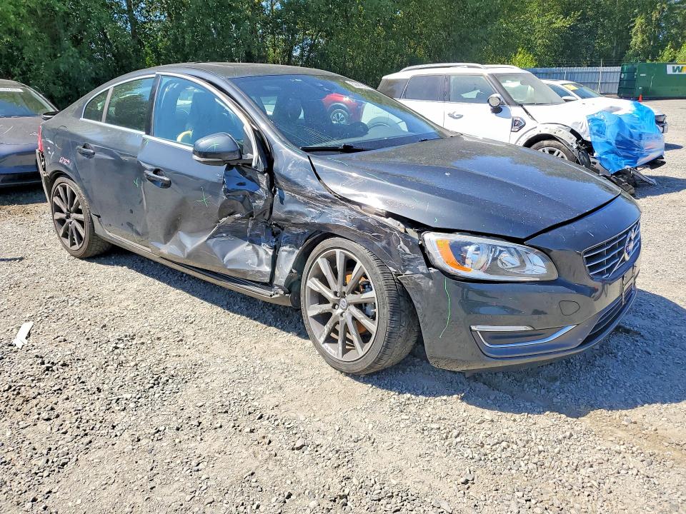 2015 Volvo S60 VIN YV126MFK0F2334656 COPART salvage auction — SIDE, WA - BILL OF SALE, sold $275 on 2026-08-10 (photo 4)