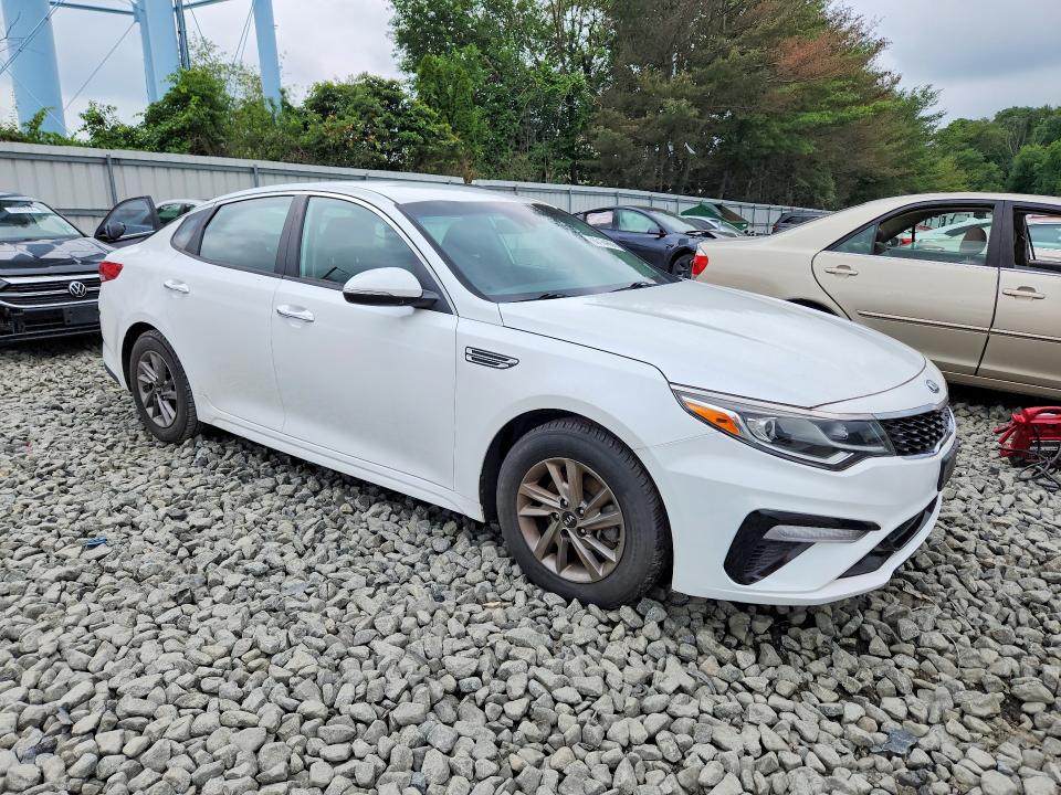 2020 Kia Optima VIN 5XXGT4L37LG384204 COPART salvage auction — MINOR DENT/SCRATCHES, NJ - CERTIFICATE OF TITLE, sold $3,550 on 2026-07-23 (photo 4)