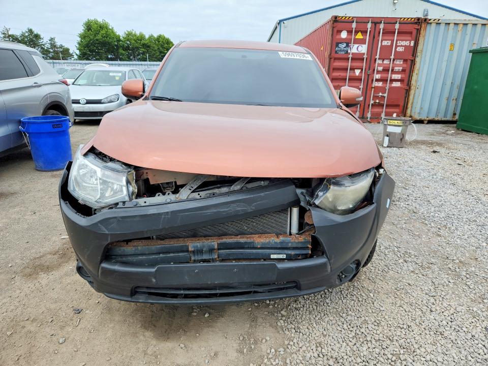 2014 Mitsubishi Outlander VIN JA4AZ2A34EZ601892 COPART salvage auction — FRONT END, ON - PERMIT SALVAGE, sold $325 on 2026-07-23 (photo 5)