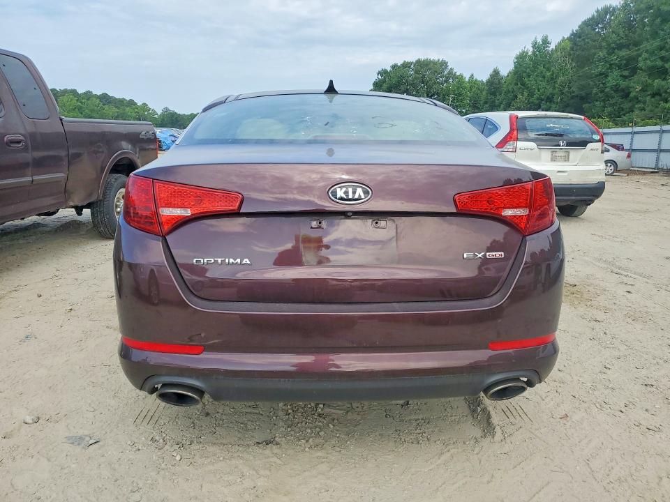 2012 Kia VIN 5XXGN4A74CG038708 COPART salvage auction — SIDE, Salvage Title, sold $750 on 2026-07-14 (photo 6)