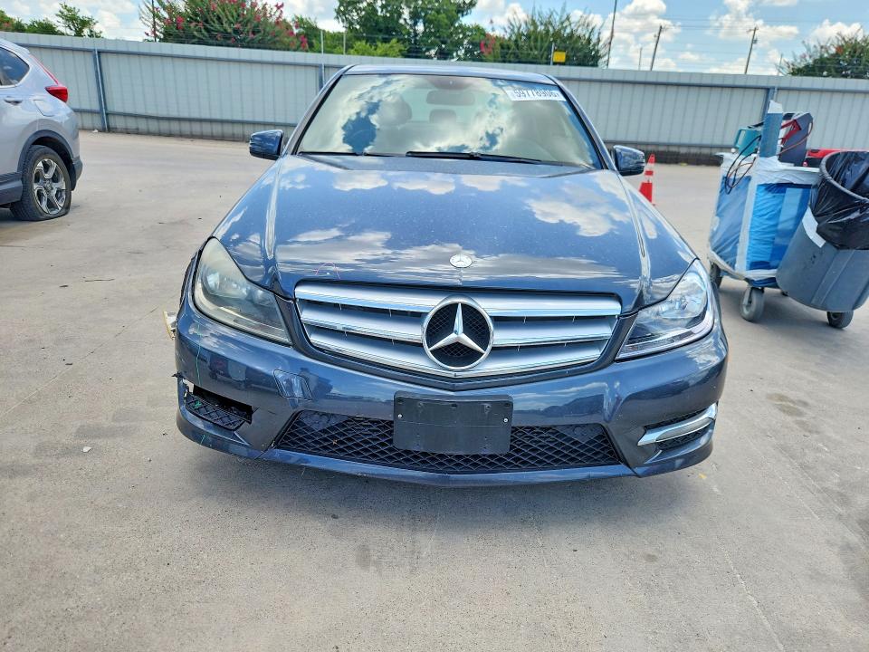 2013 Mercedes-benz C-klasse VIN WDDGF4HB6DR266348 COPART salvage auction — FRONT END, TX - SALVAGE VEHICLE TITLE (P), sold $550 on 2026-07-16 (photo 5)