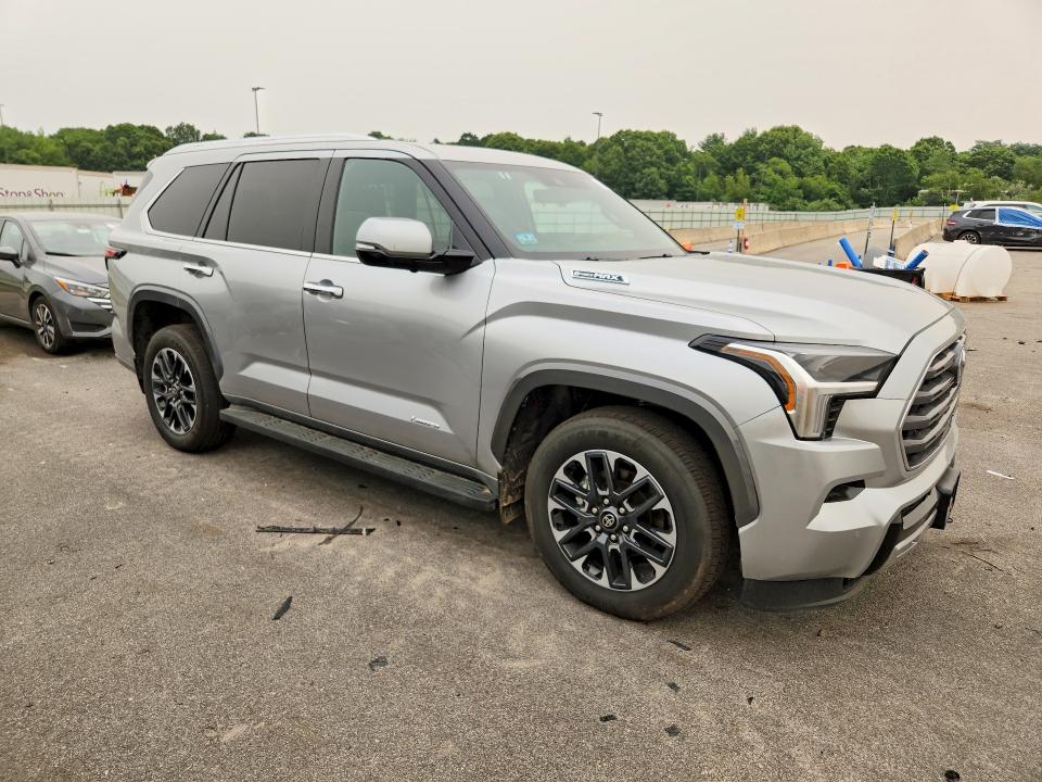 2025 Toyota Sequoia VIN 7SVAAABA8SX071895 COPART salvage auction — REAR END, Ma - Certificate Of Title, sold $21,100 on 2026-07-27 (photo 4)
