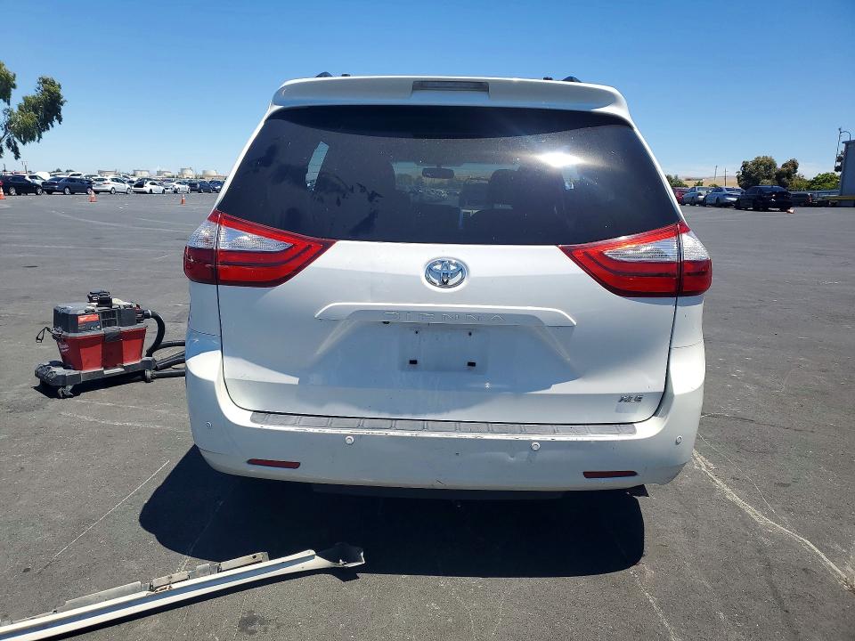 2015 Toyota Sienna VIN 5TDYK3DC6FS671634 COPART salvage auction — FRONT END, Ca - Salvage Certificate, sold $1,800 on 2026-07-29 (photo 6)