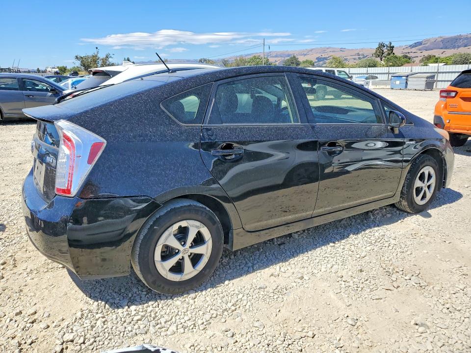 2013 Toyota Prius VIN JTDKN3DU2D5565660 COPART salvage auction — VANDALISM, Ca - Salvage Certificate, sold $1,000 on 2026-07-28 (photo 3)