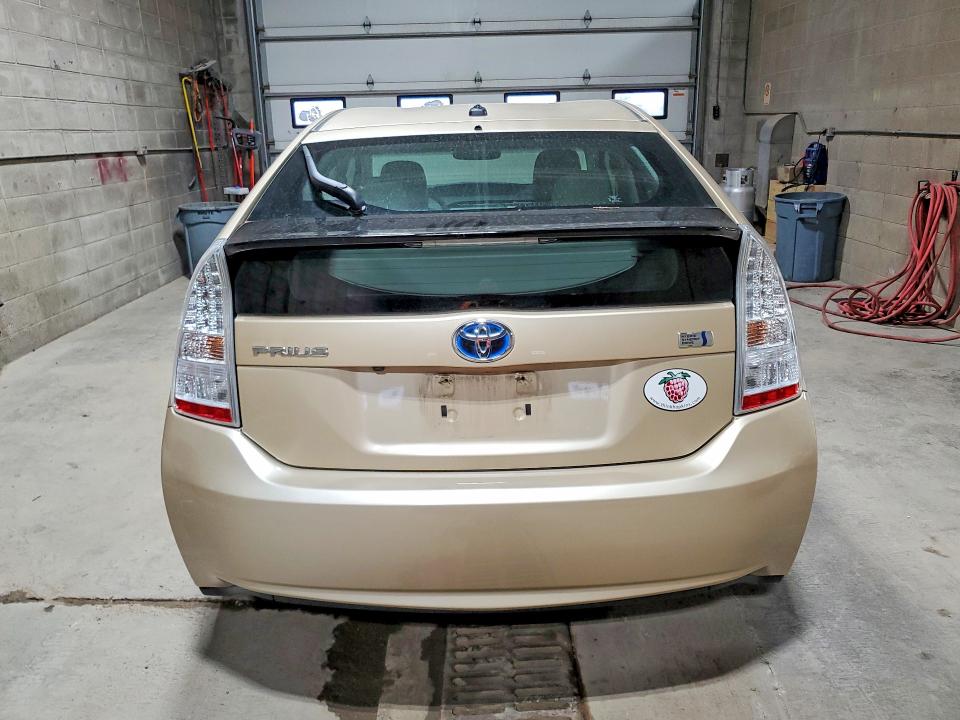 2011 Toyota Prius VIN JTDKN3DU4B0301799 COPART salvage auction — SIDE, Mn - Cert Of Title-Salvage, sold $3,950 on 2026-07-09 (photo 6)