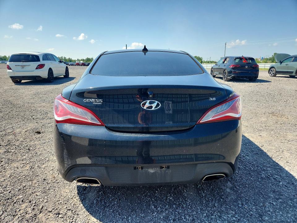 2016 Hyundai Genesis VIN KMHHU6KJ2GU133275 COPART salvage auction — REAR END, ON - PERMIT IRREPAIRABLE, sold $500 on 2026-07-21 (photo 6)
