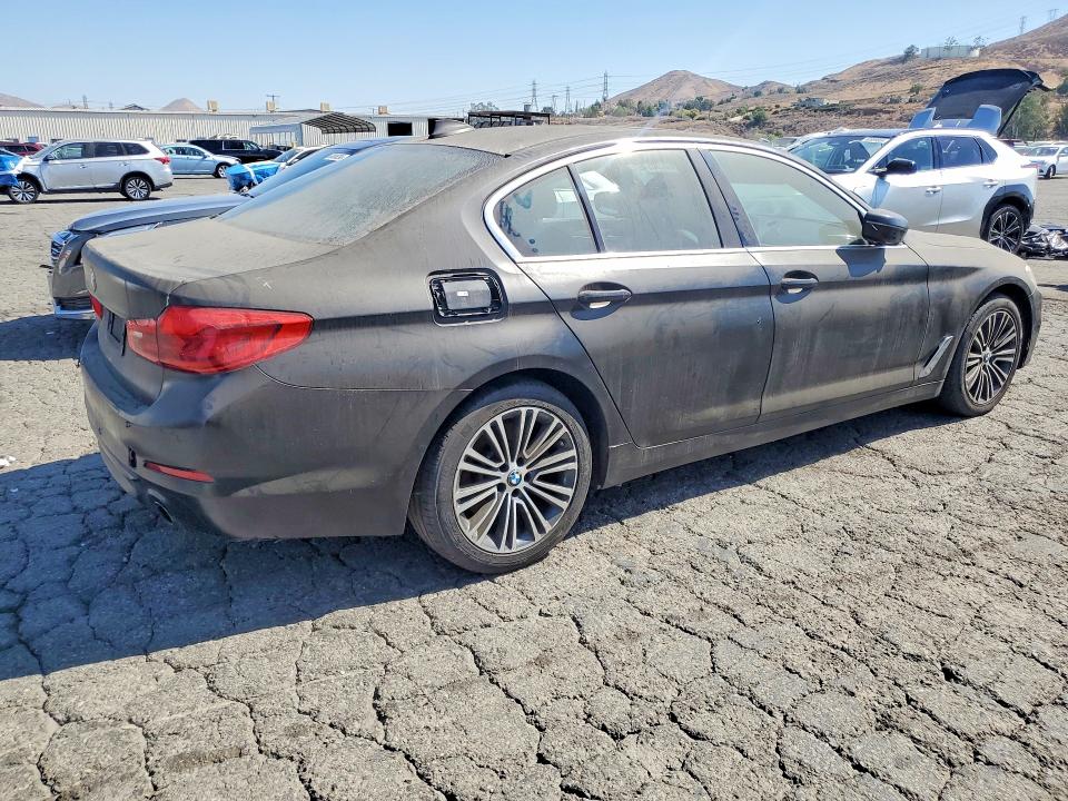 2020 BMW 5er VIN WBAJA9C07LB399822 COPART salvage auction — MINOR DENT/SCRATCHES, CA - DIS/DLR/EXP ONLY CLEAN TITLE, sold $5,200 on 2026-07-30 (photo 3)