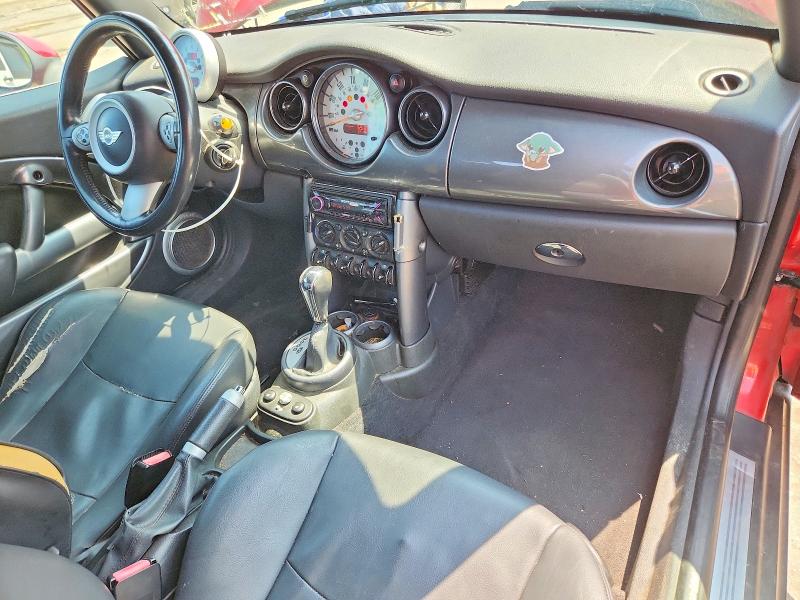 2006 Mini Cooper VIN WMWRF33526TG14277 COPART salvage auction — FRONT END, Ny - Mv-907A Salvage Certificate, sold $325 on 2026-08-10 (photo 8)