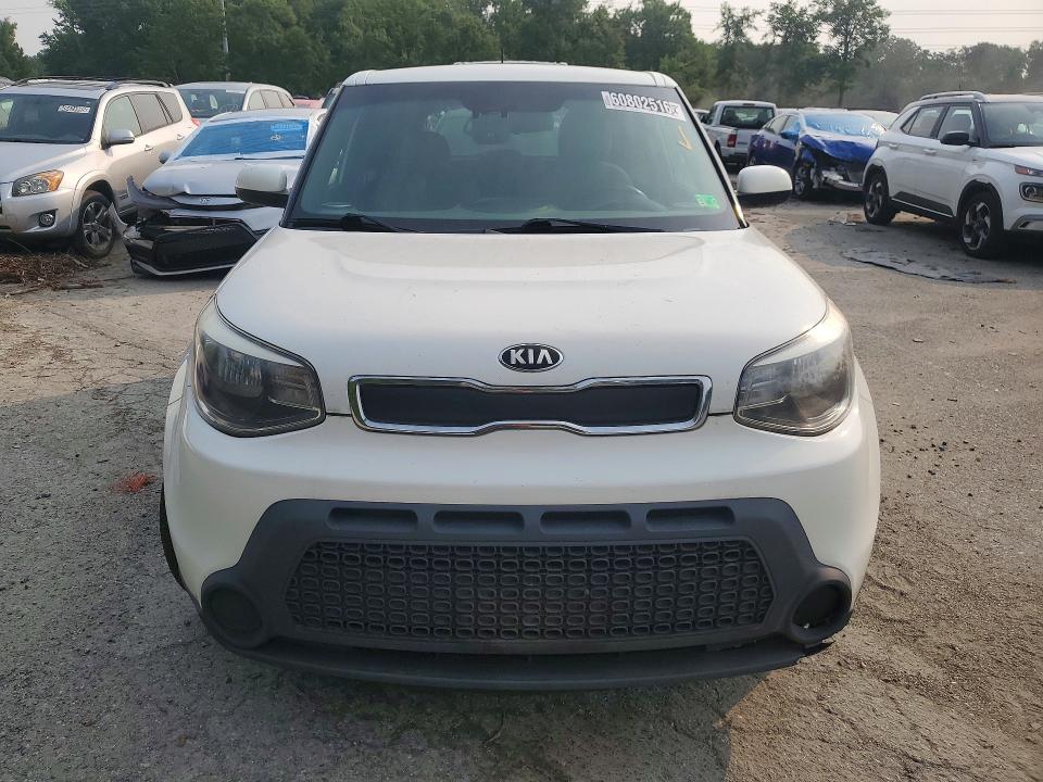 2016 Kia Soul VIN KNDJN2A23G7380728 COPART salvage auction — MINOR DENT/SCRATCHES, VA - CERT OF TITLE - SALVAGE, sold $200 on 2026-07-28 (photo 5)