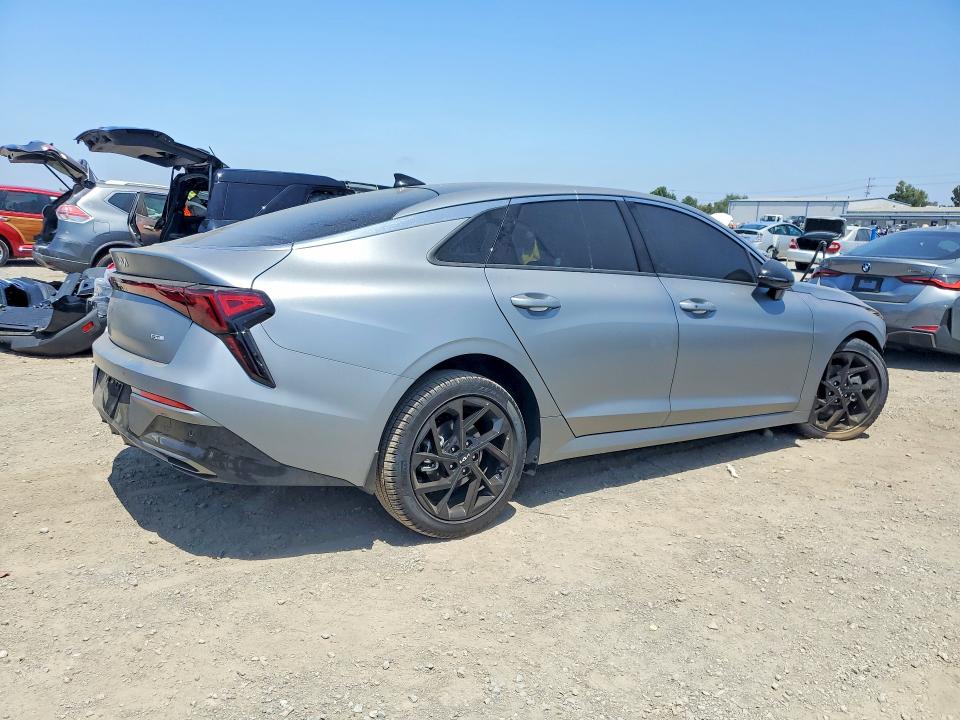 2026 Kia K5 VIN KNAG64J71T5441446 COPART salvage auction — FRONT END, Salvage Title, sold $9,900 on 2026-09-01 (photo 3)
