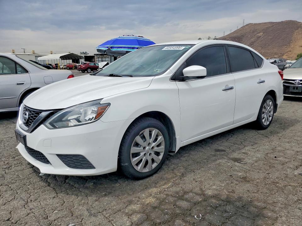 2017 Nissan Sentra VIN 3N1AB7AP6HY318311 COPART salvage auction — MINOR DENT/SCRATCHES, Ca - Dis/Dlr/Exp Only Clean Title, sold $1,800 on 2026-07-18 (photo 1)