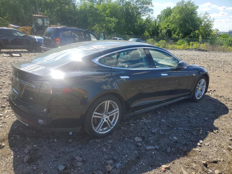 2013 Tesla Model s VIN 5YJSA1CN1DFP12575 COPART salvage auction — NORMAL WEAR, Ny - Certificate Of Title, sold $1,400 on 2026-07-16 (photo 3)