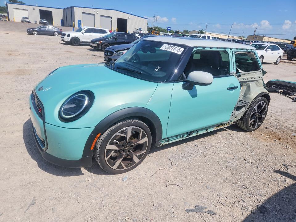 2025 Mini Cooper VIN WMW23GD05S2W65449 COPART salvage auction — SIDE, OK - CERT OF TITLE-SALVAGE, sold $6,500 on 2026-08-04 (photo 1)