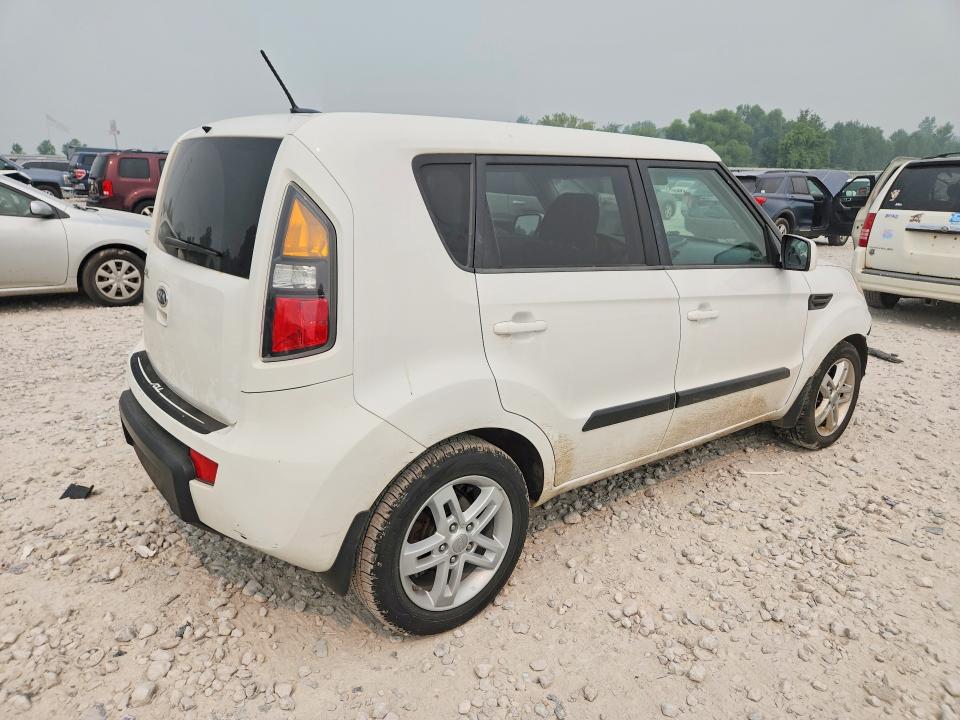 2011 Kia Soul VIN KNDJT2A26B7272831 COPART salvage auction — FRONT END, Mi - Certificate Of Title, sold $250 on 2026-07-30 (photo 3)