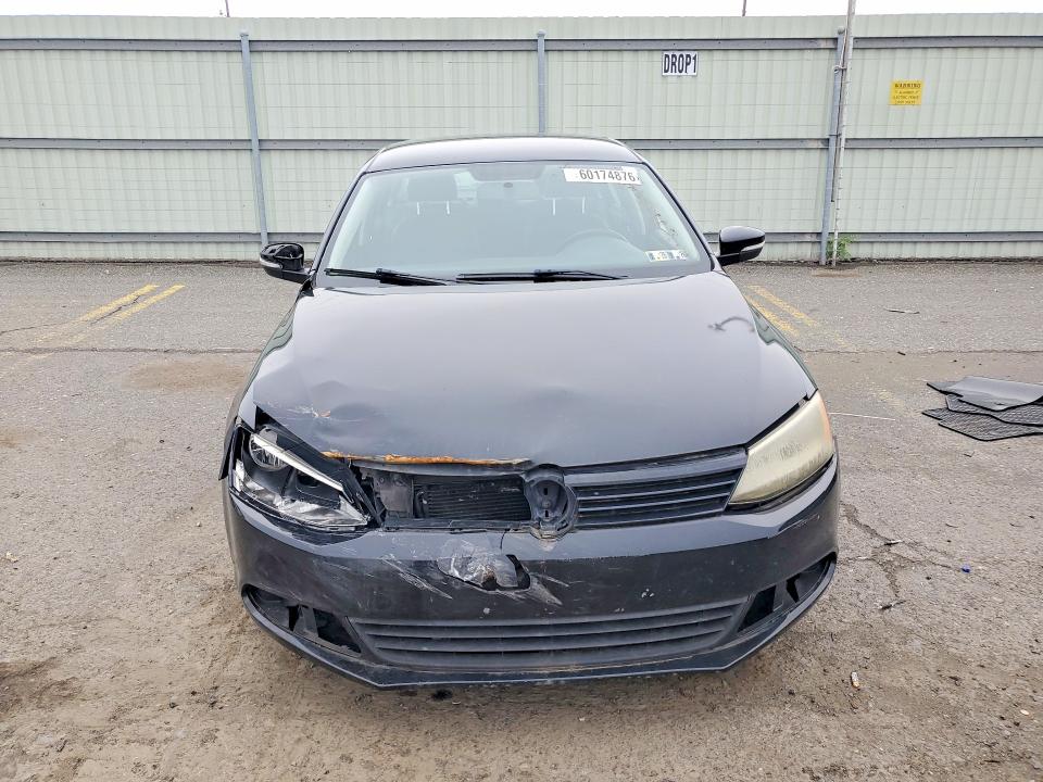 2013 Volkswagen VIN 3VWDP7AJ7DM219762 COPART salvage auction — FRONT END, Pa - Certificate Of Salvage, sold $400 on 2026-07-24 (photo 5)