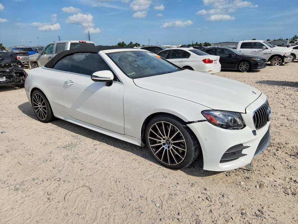 2018 Mercedes-benz E-klasse VIN WDD1K6FB1JF041591 COPART salvage auction — WATER/FLOOD, Tx - Salvage Title-Flood Damage, sold $5,800 on 2026-07-17 (photo 4)